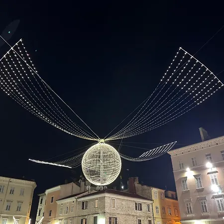 Apartman Flowers Pula, Center 2 *