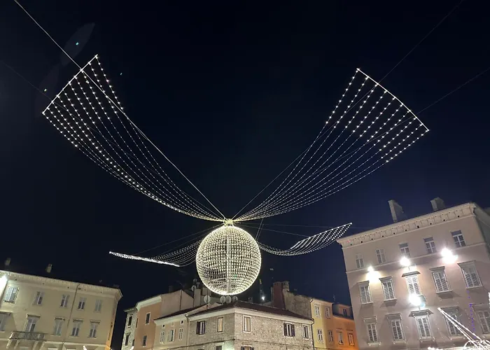 Apartman Flowers Pula, Center 2 *